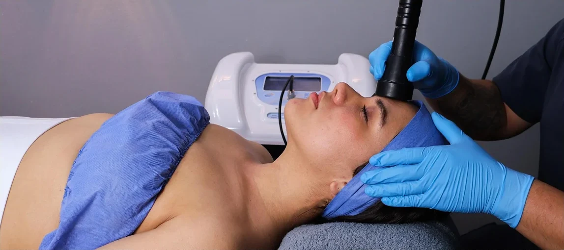 Tratamiento facial con aparatología Vescica